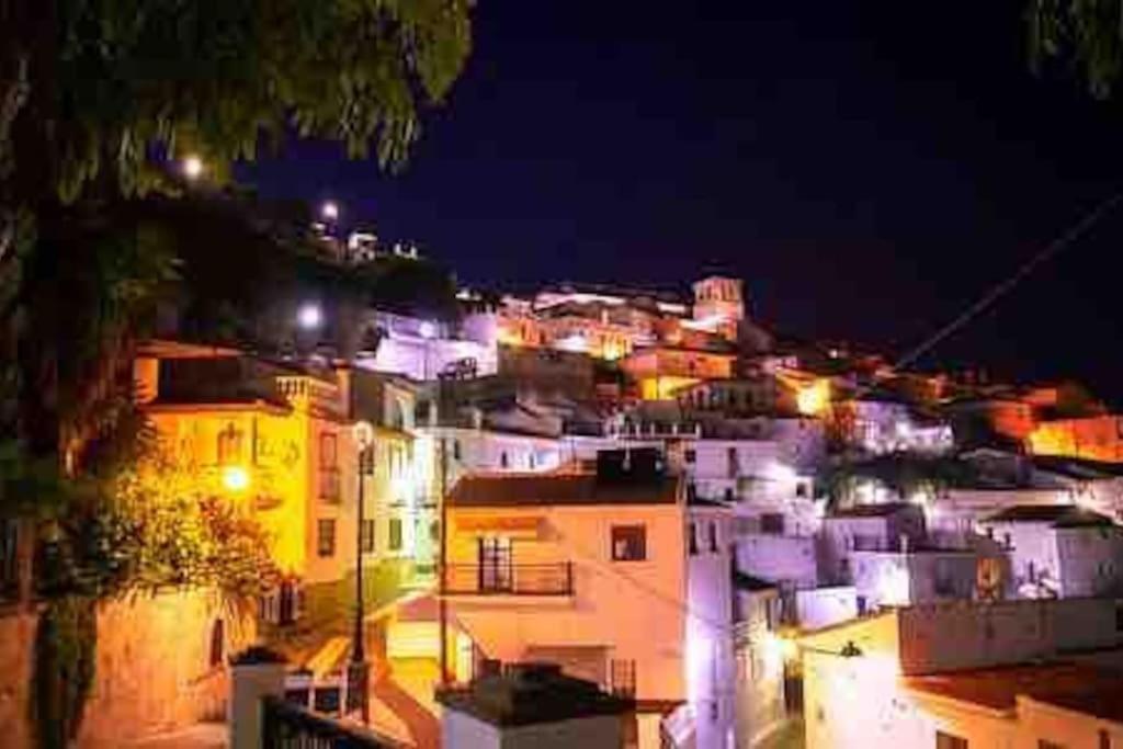 Rooftop Terrace & Panoramic Mountain View'S Villa Cutar Exterior foto